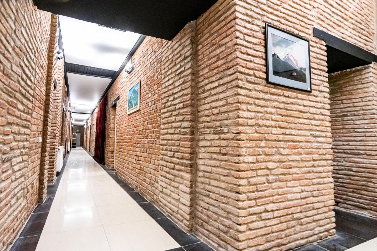 Tiflis Hotel Εξωτερικό φωτογραφία