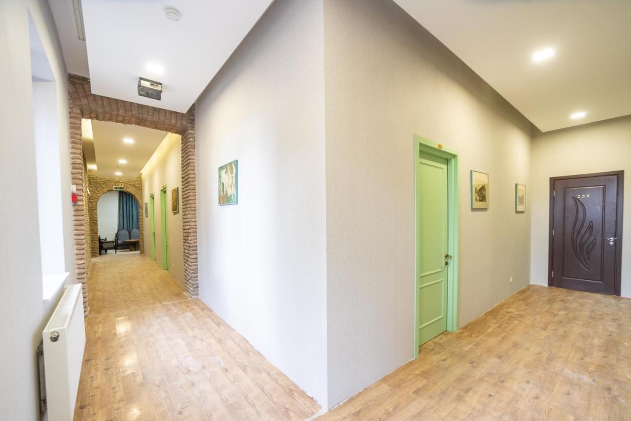 Tiflis Hotel Εξωτερικό φωτογραφία