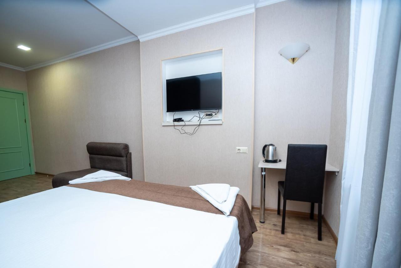 Tiflis Hotel Εξωτερικό φωτογραφία