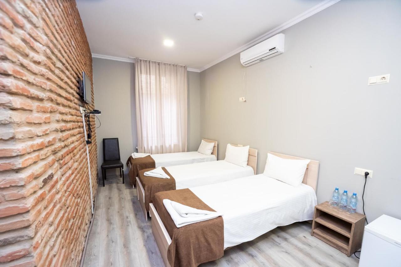 Tiflis Hotel Εξωτερικό φωτογραφία
