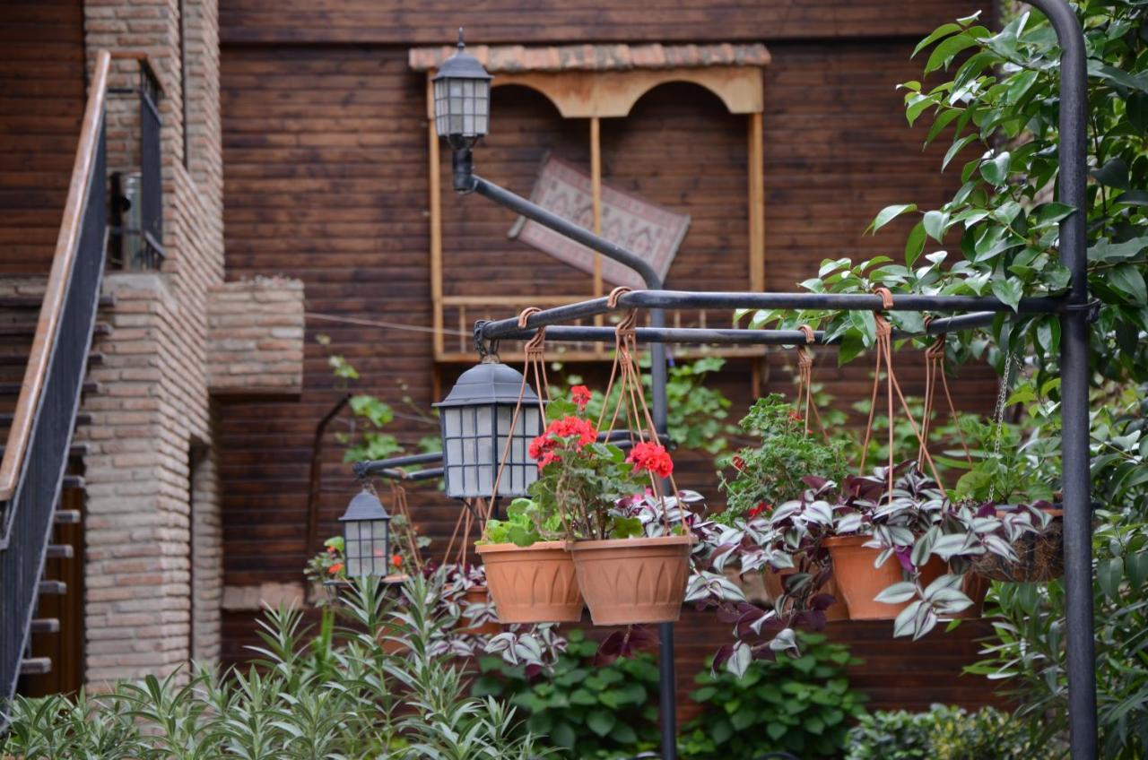 Tiflis Hotel Εξωτερικό φωτογραφία